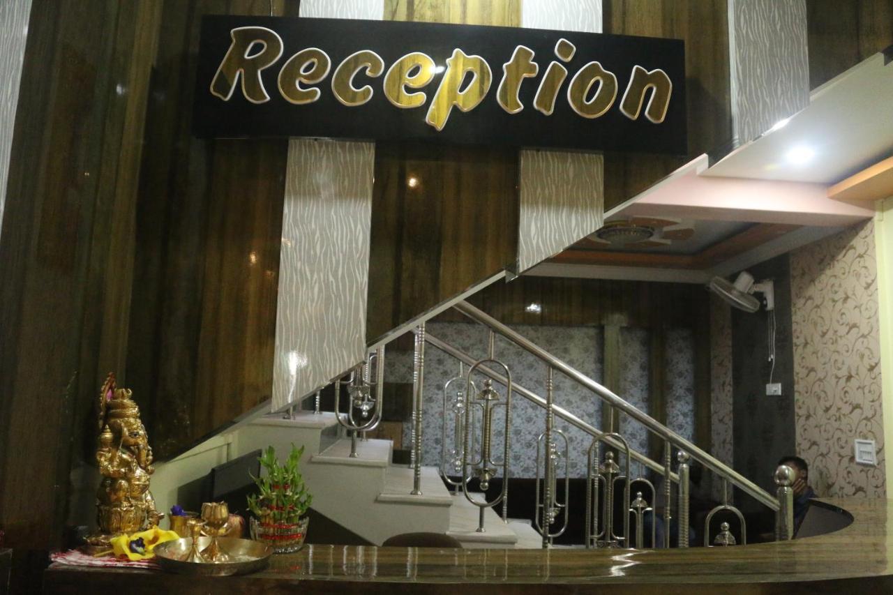 Hotel Himalaya Agartala Dış mekan fotoğraf