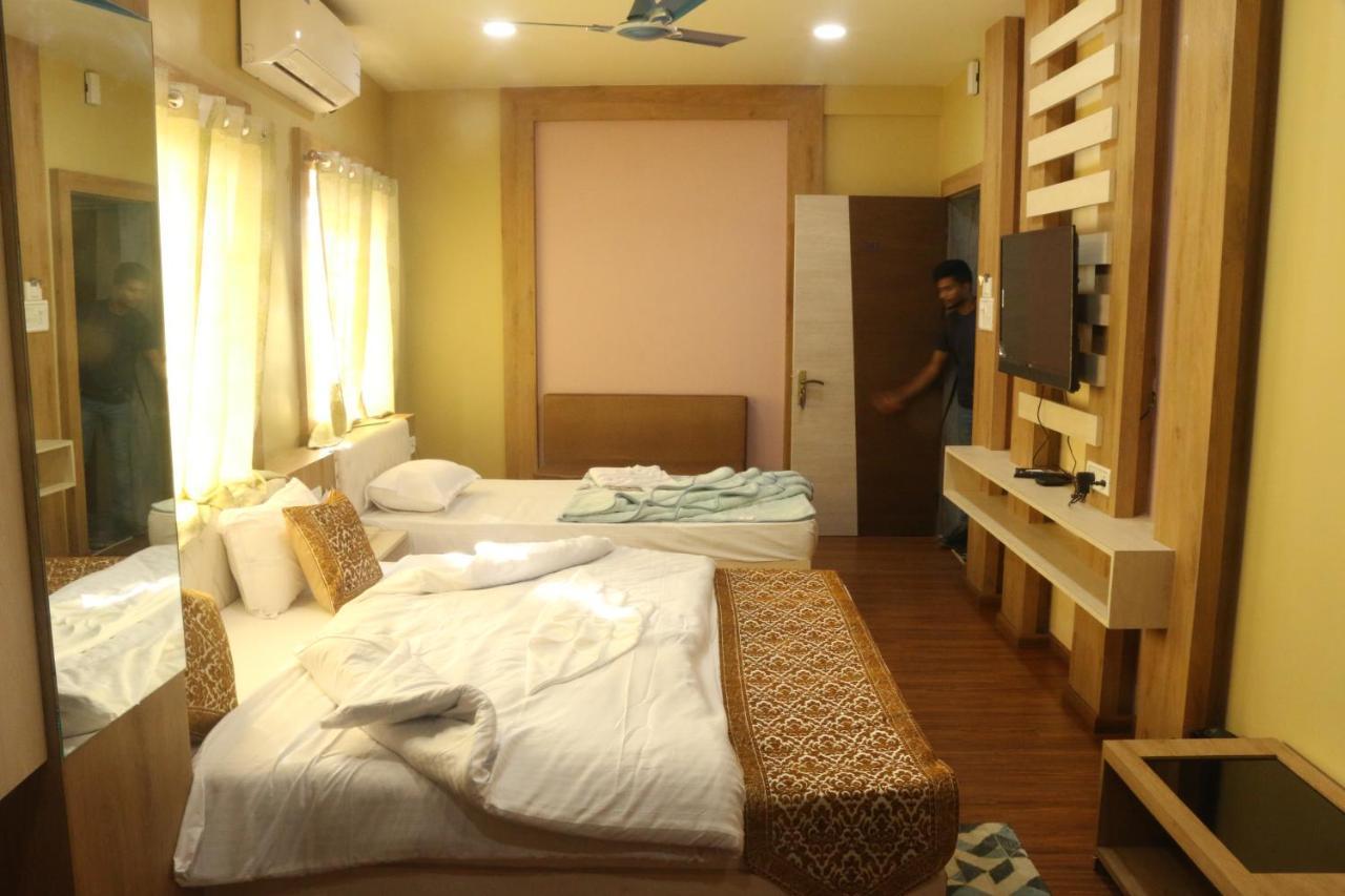 Hotel Himalaya Agartala Dış mekan fotoğraf