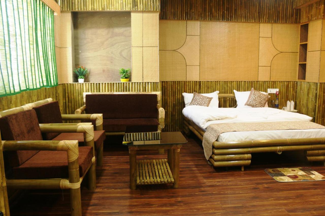 Hotel Himalaya Agartala Dış mekan fotoğraf