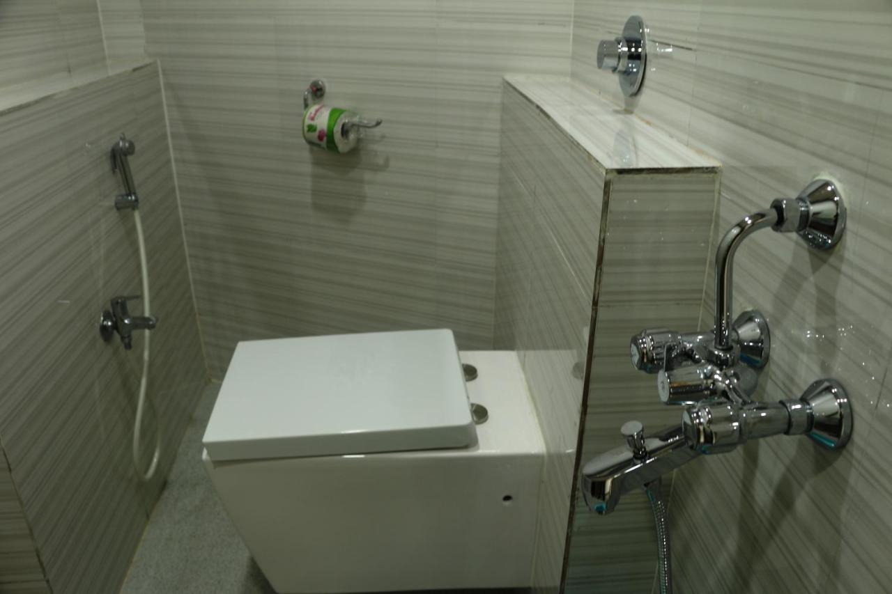 Hotel Himalaya Agartala Dış mekan fotoğraf
