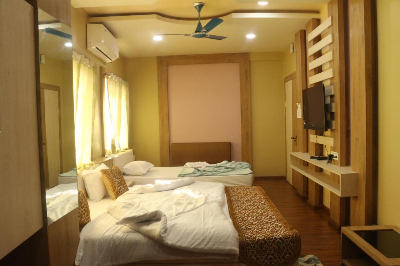 Hotel Himalaya Agartala Dış mekan fotoğraf