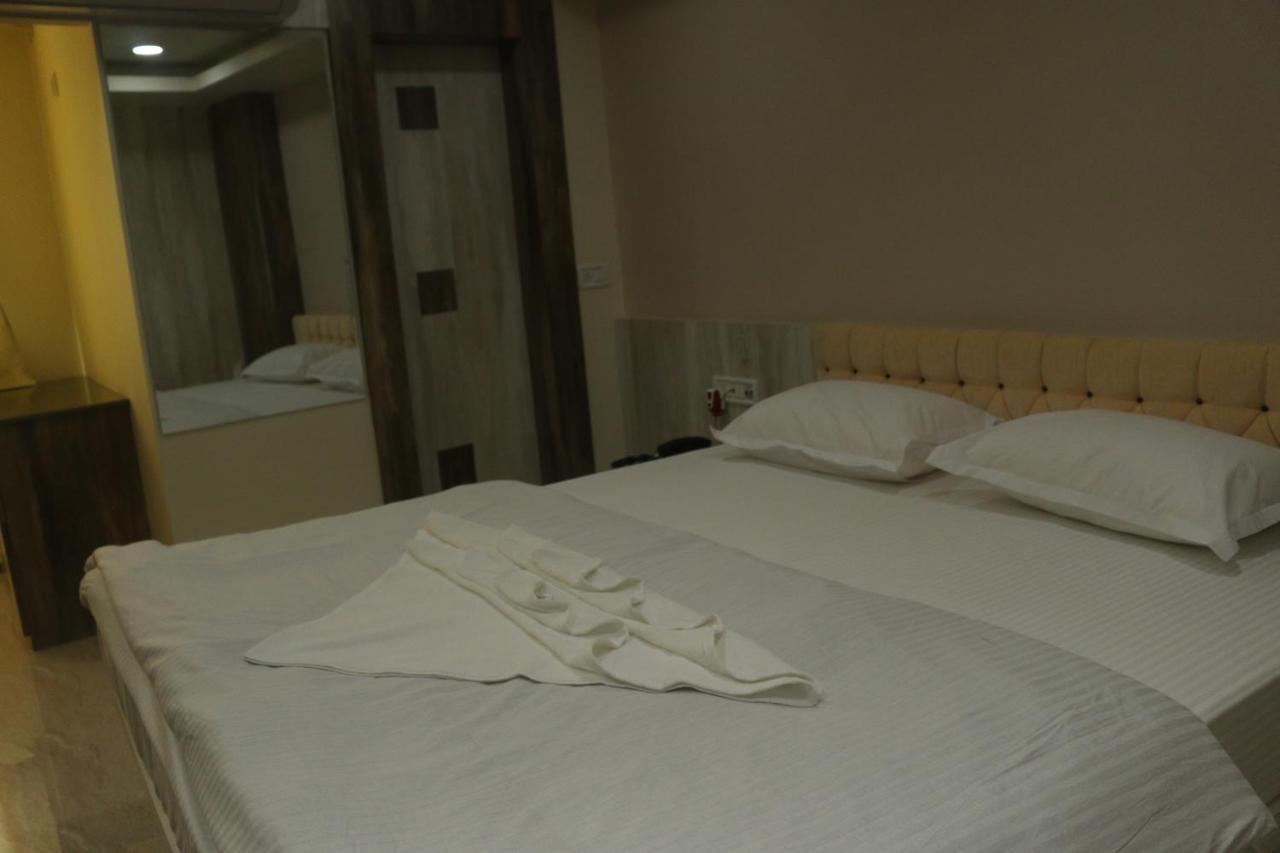 Hotel Himalaya Agartala Dış mekan fotoğraf