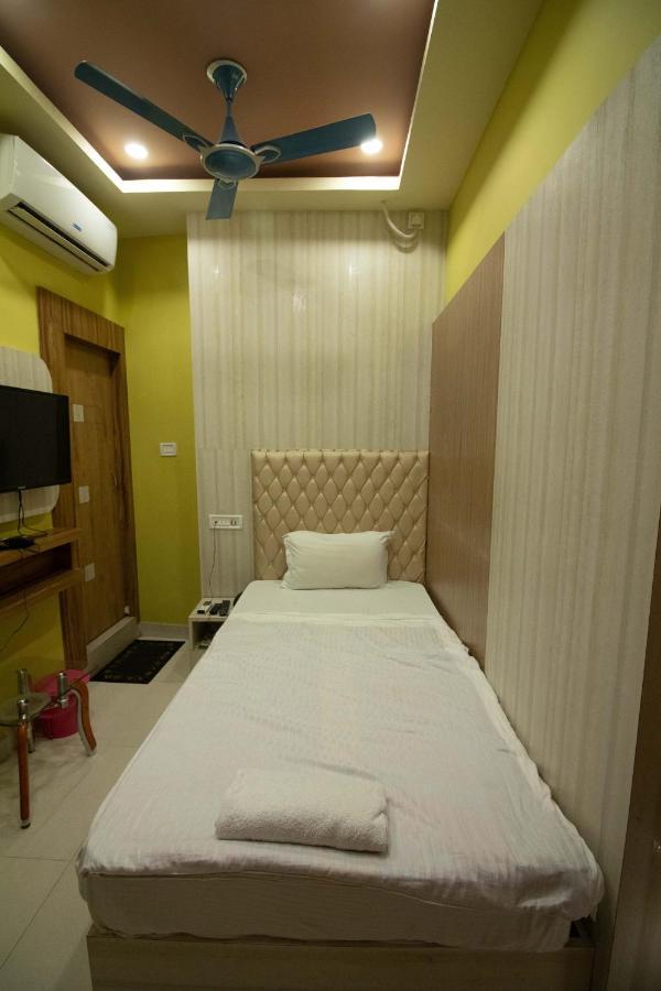 Hotel Himalaya Agartala Dış mekan fotoğraf